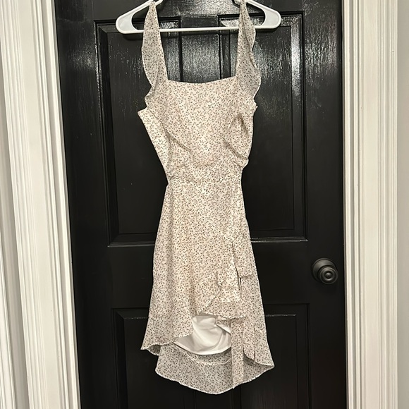 Woven Pink Dresses & Skirts - Woven Pink Tiny Floral Open Side Mini Wrap Dress Small